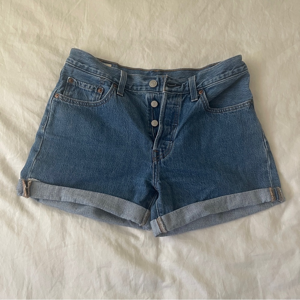 Levi’s Blue Jean Shorts with Rolled Hems Size: W27